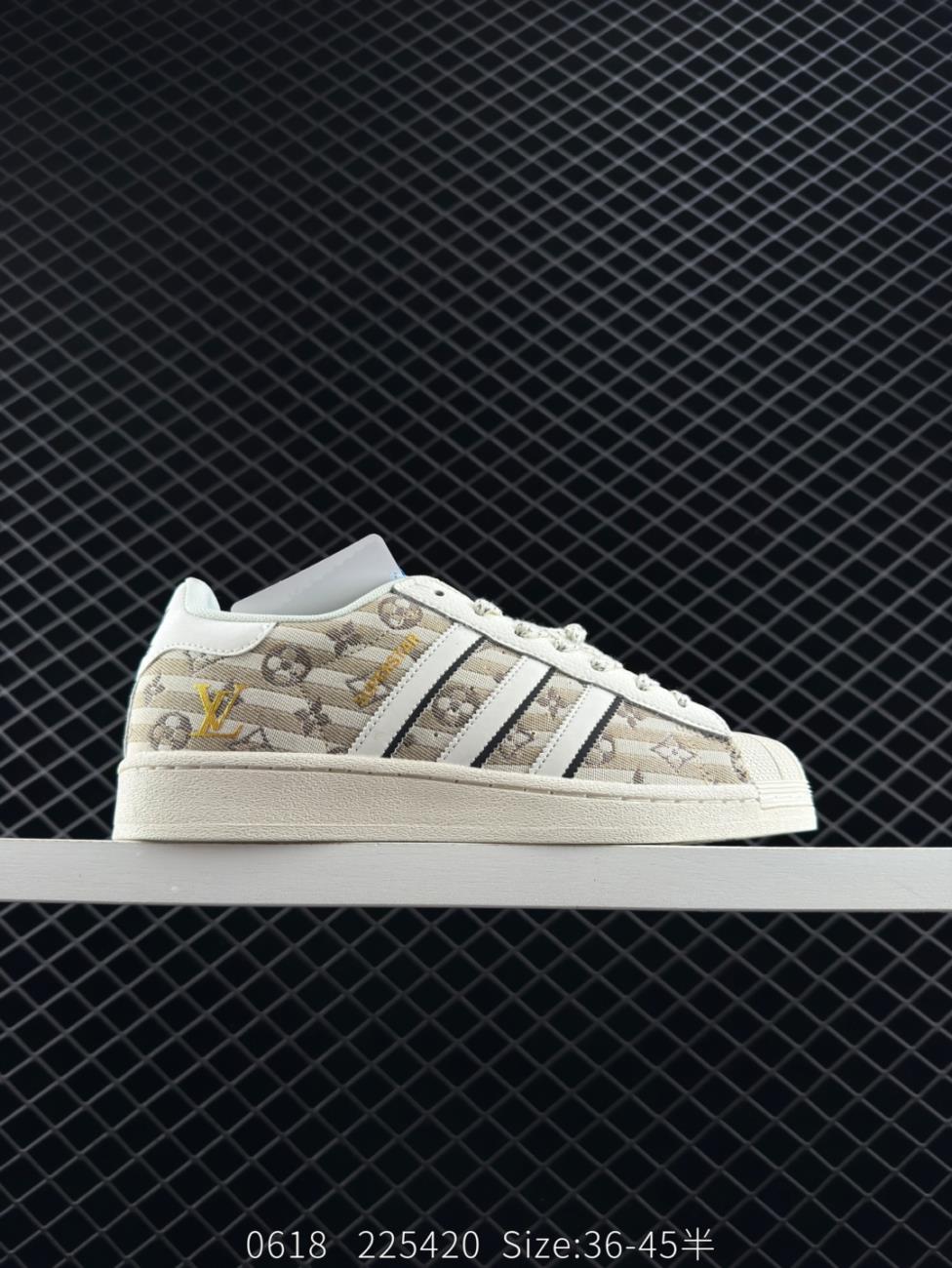 Adidas Originals Superstar Adidas Clover Shell Head DIY Low Top Classic Leisure Sports Board Shoes Original Shoes Sneakers Features Adidas Originals Superstar Adidas Clover Shell Head DIY Low Top Classic Leisure Sports Board Shoes Original Shoes Sneakers Features